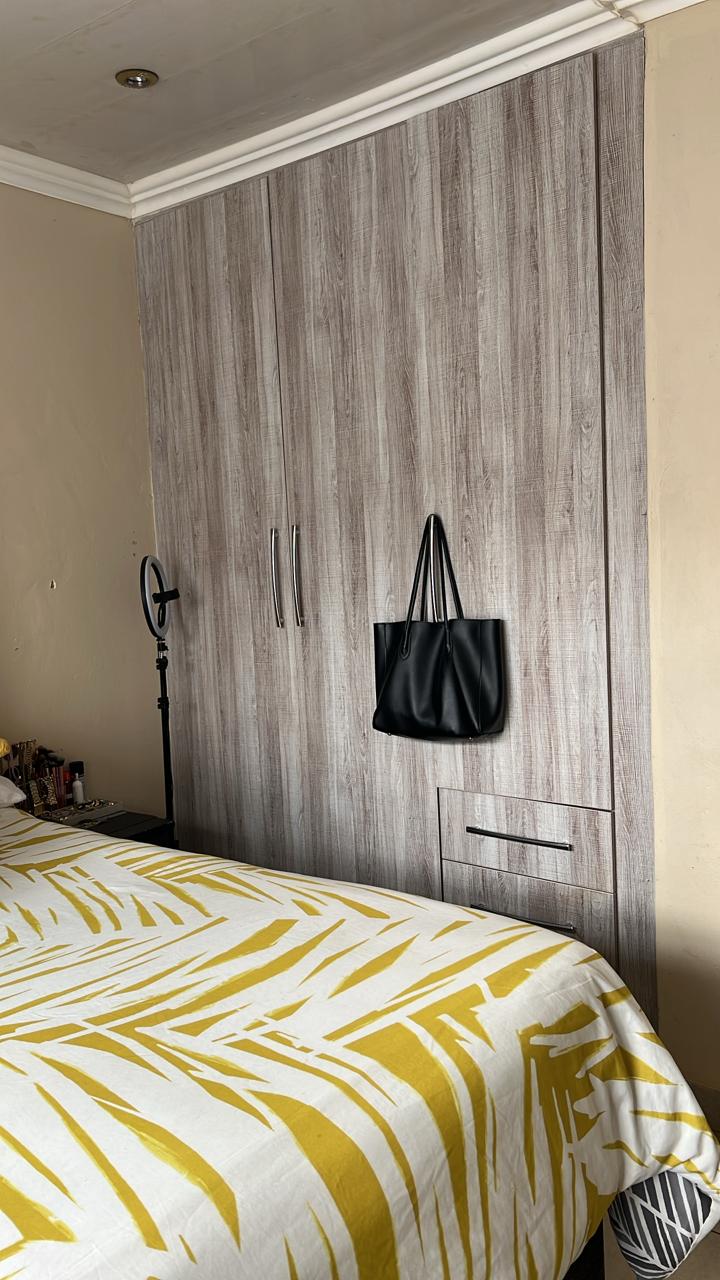 10 Bedroom Property for Sale in Ellaton North West